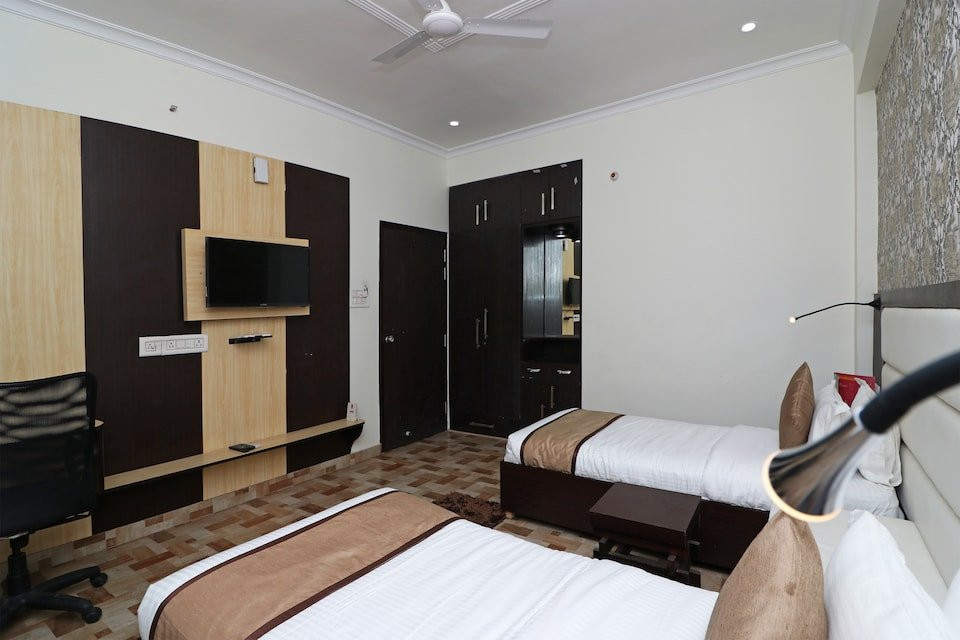 OYO 14909 维维德酒店主图