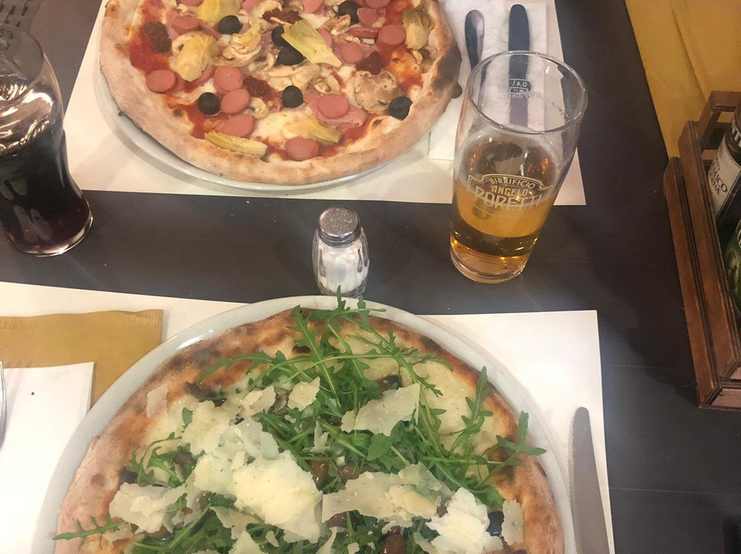 San Gillio餐馆和美食-Tommi Farina Pizzeria Pub