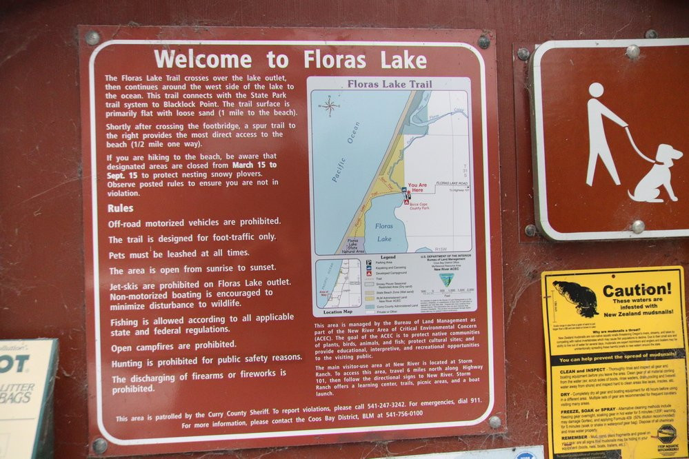 Floras Lake Beach-Langlois必去景点