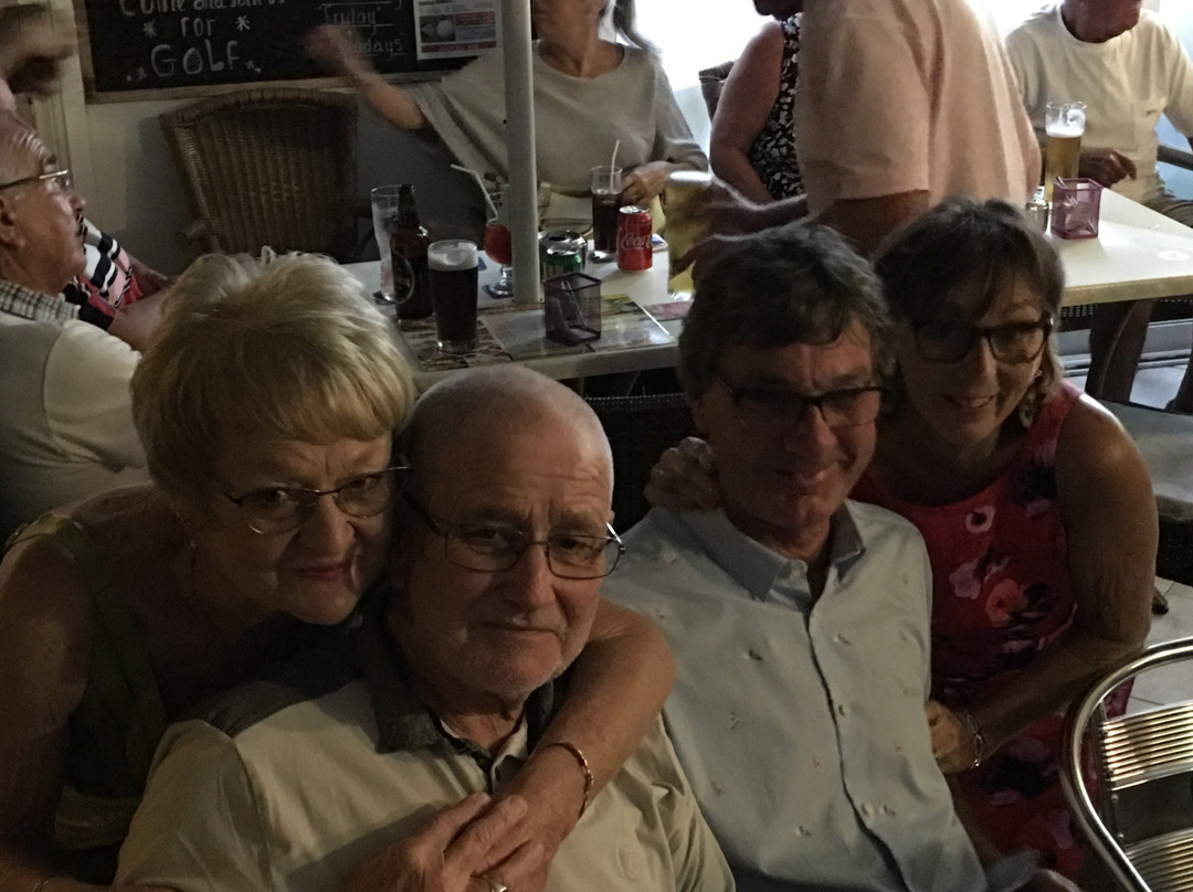 The Penny Farthing-洛斯克里斯蒂亚诺斯必去景点