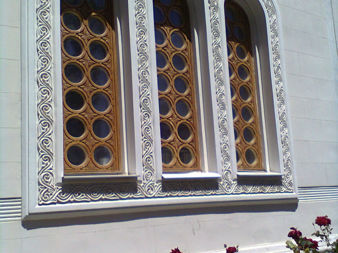 Holy Cross Exaltation Church-Livadiya必去景点