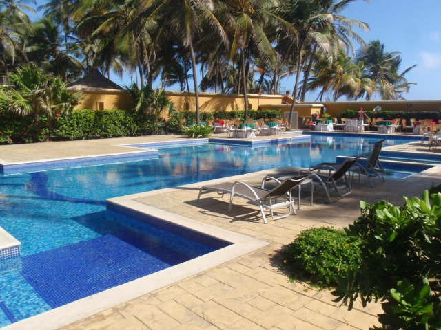 Hotel Playaroa主图