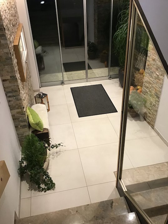 巴巴丽娜酒店主图