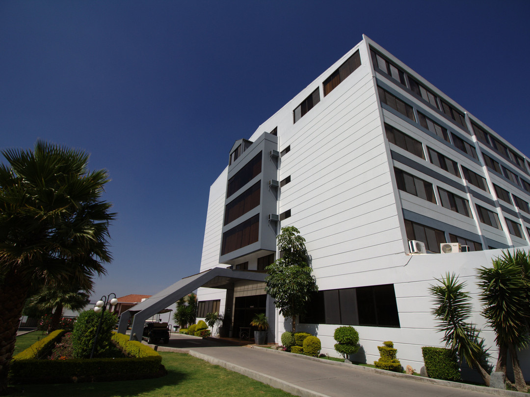 雷吉纳会议中心度假酒店主图