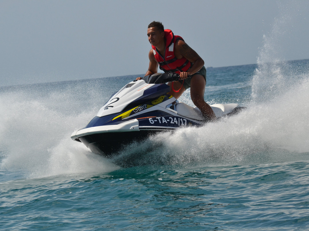 Pistache Watersports景点图片