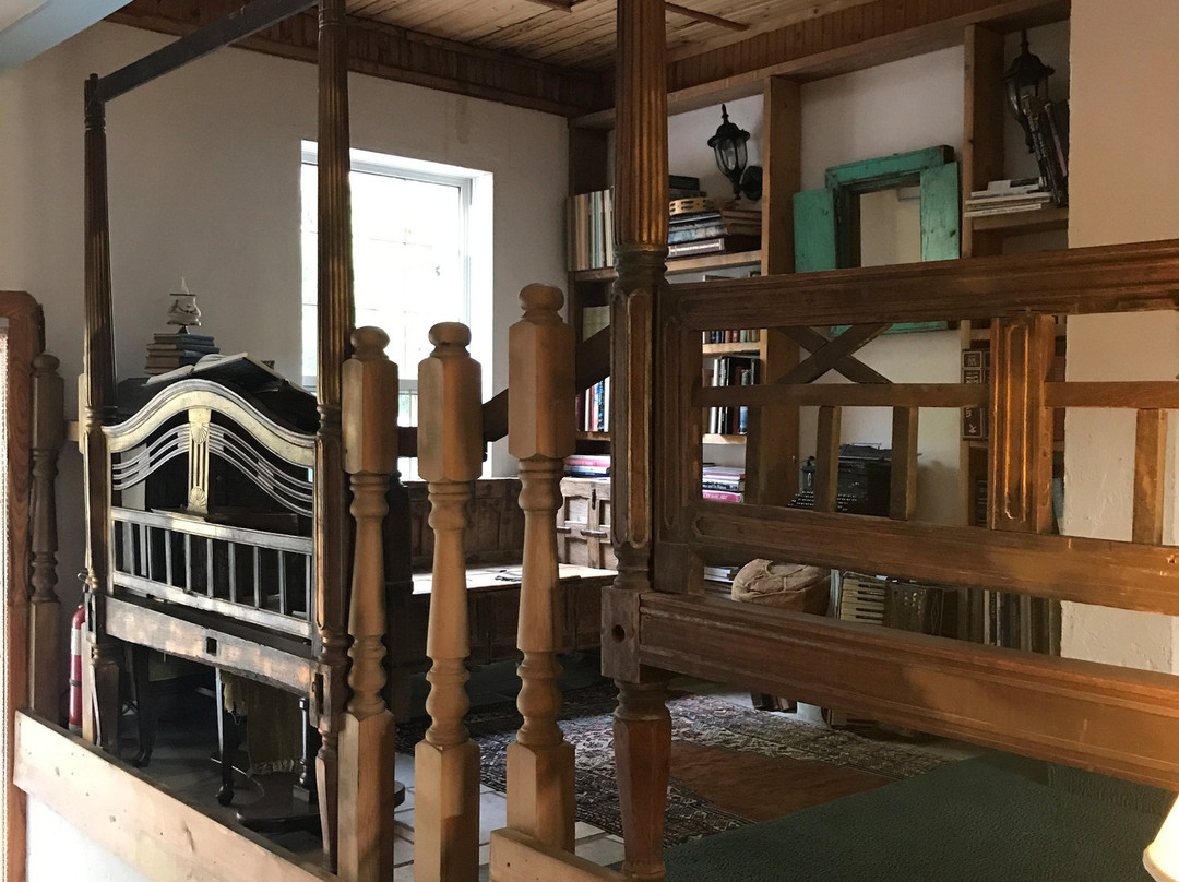 God's Mountain Estate主图