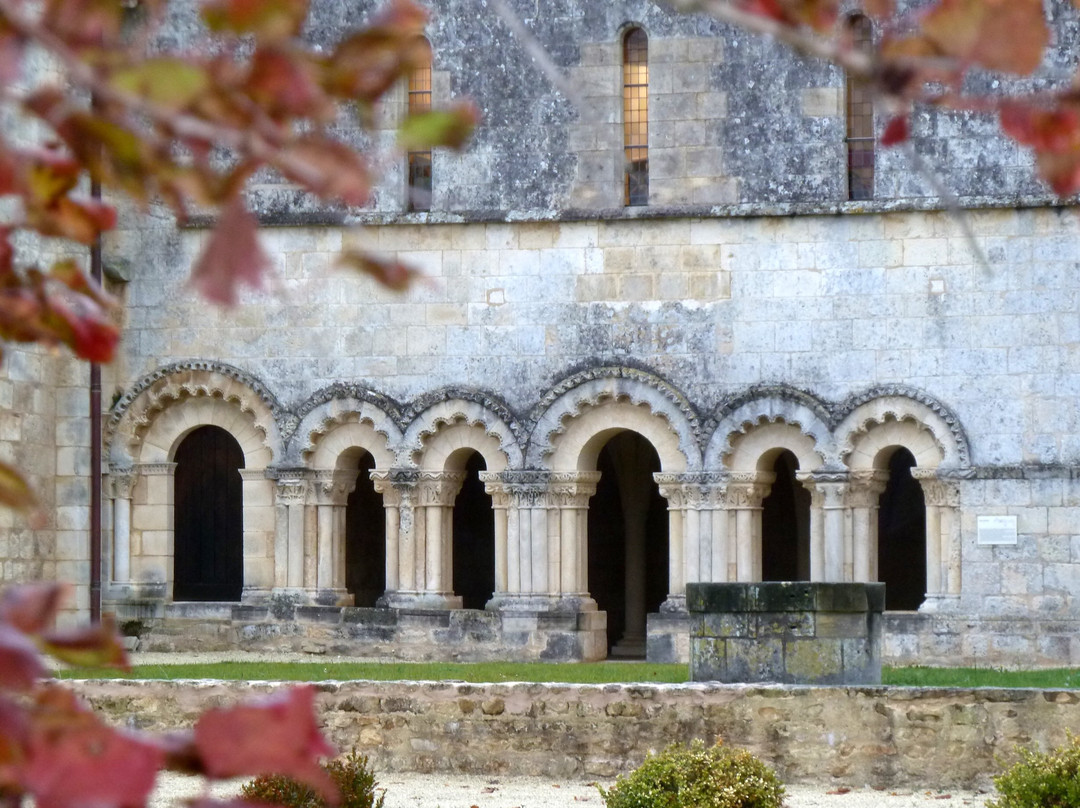 Abbaye d'Art de Trizay景点图片