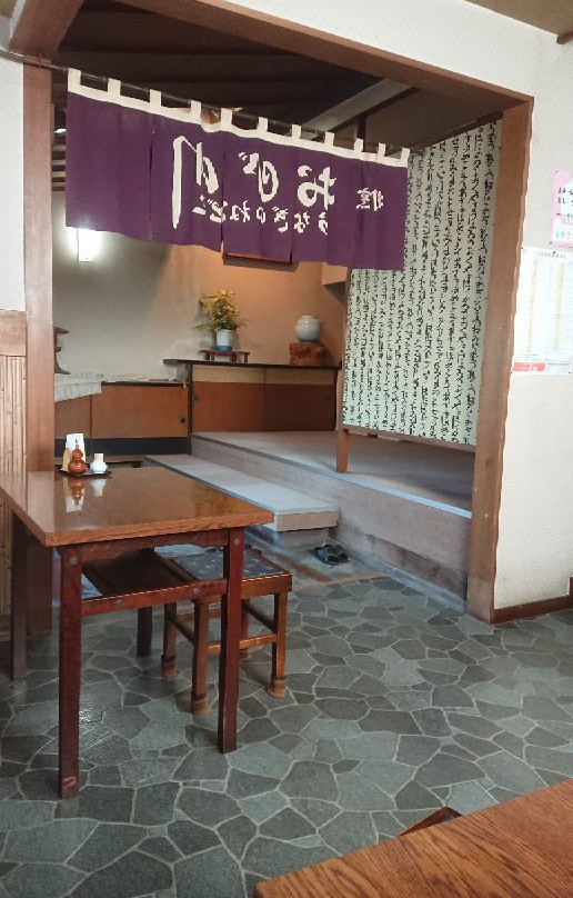 うなぎのねどこ おび川