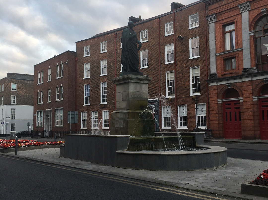 O'Connell Statue-利默里克必去景点