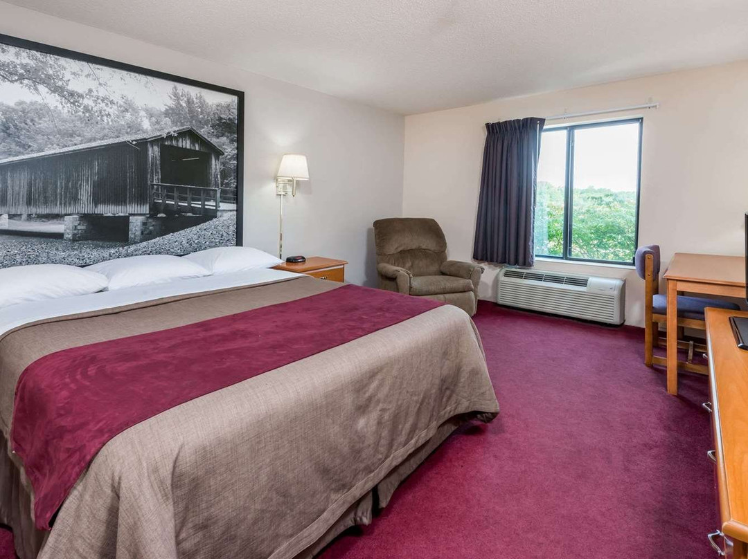 Super 8 by Wyndham Hannibal主图