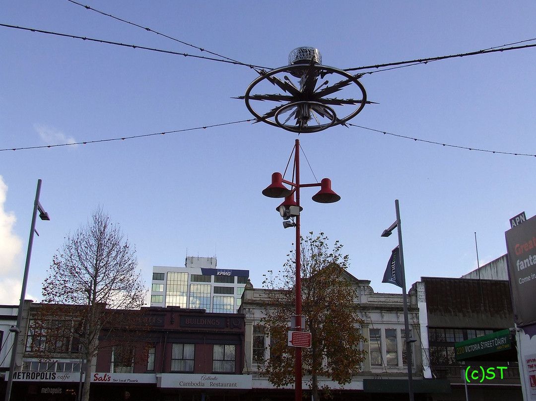 Riff Raff Statue-汉密尔顿必去景点