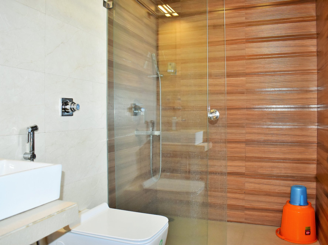 Silver Arcade Hotels主图