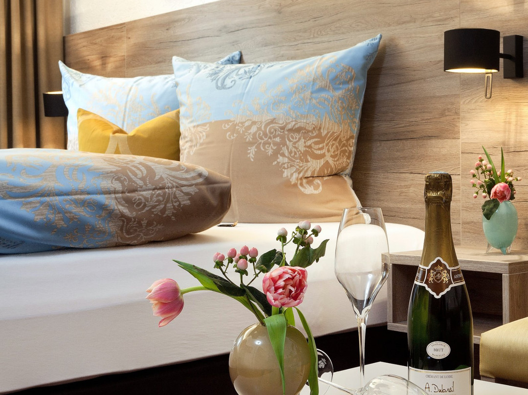 Neidenfels酒店住宿-Restaurant & Gastehaus Spinne