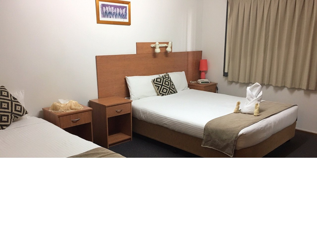 桥景汽车旅馆主图