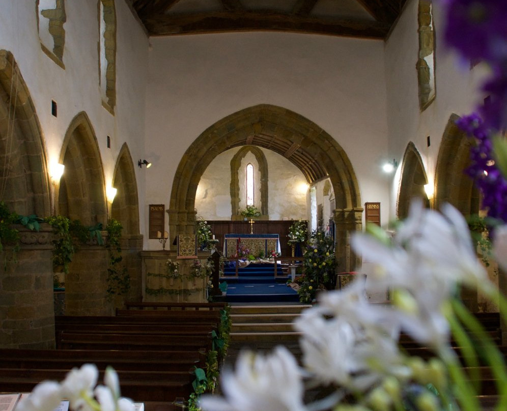 St Mary & St Bodfan Church-Llanaber必去景点