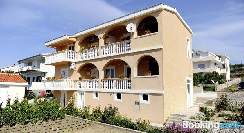 Apartments Adriatic - with Beautiful Garden
