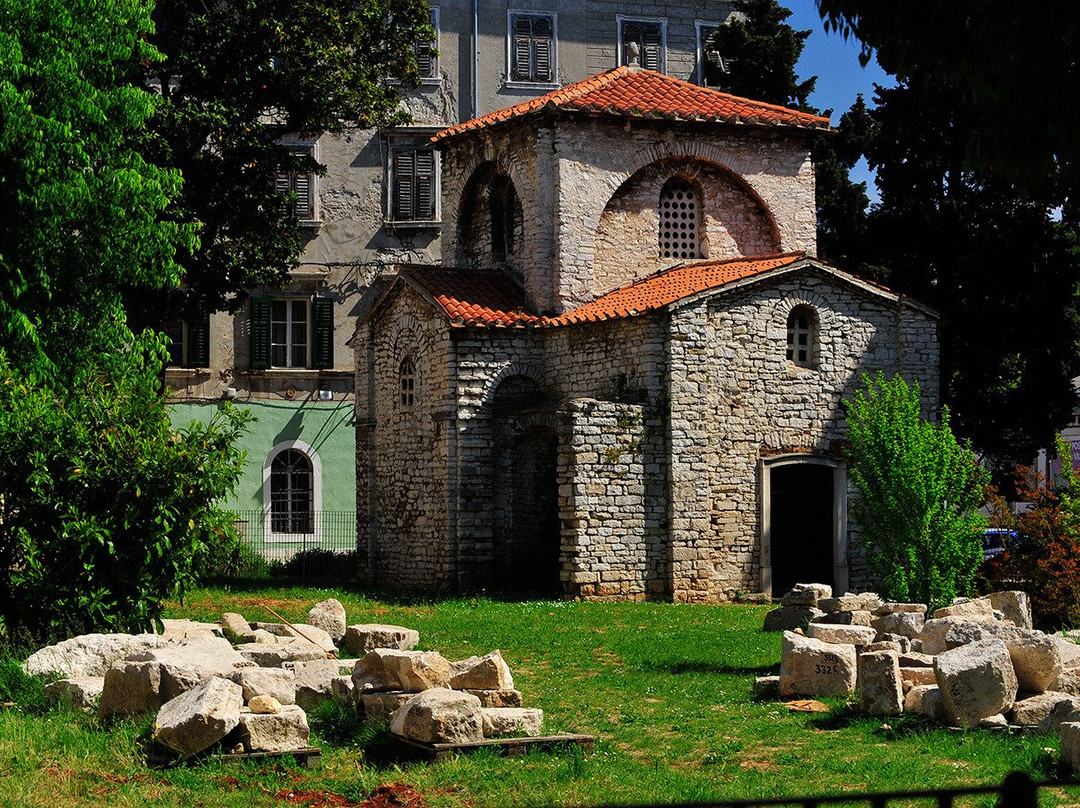 Pula Walking Tour-普拉必去景点