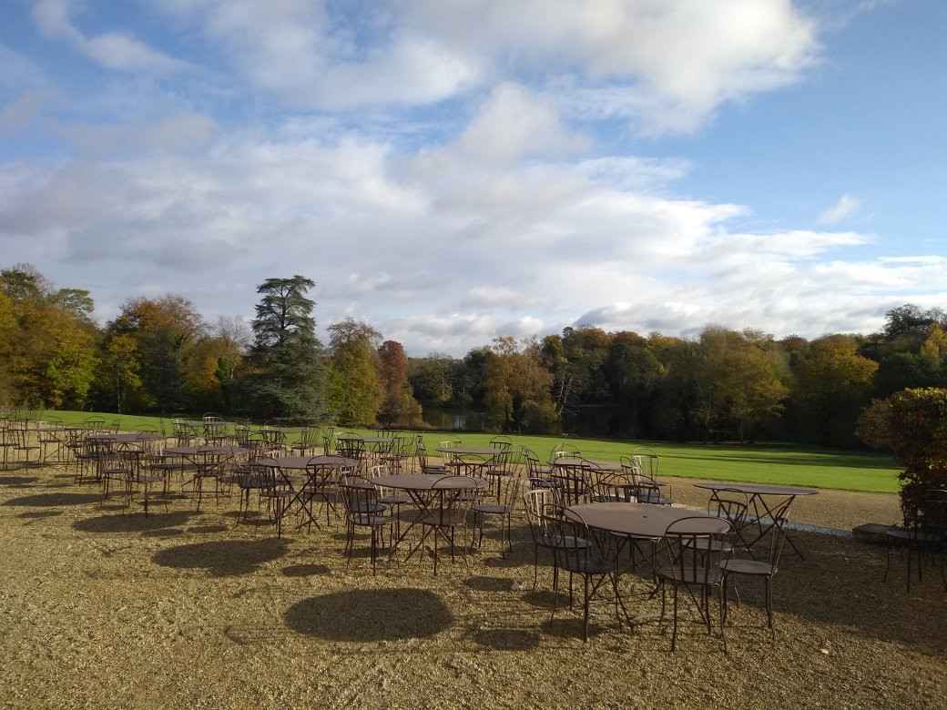 Campus Serge Kampf Les Fontaines主图