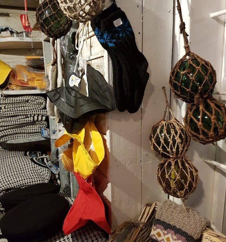 Gammelbutikken in Skrolsvik景点图片