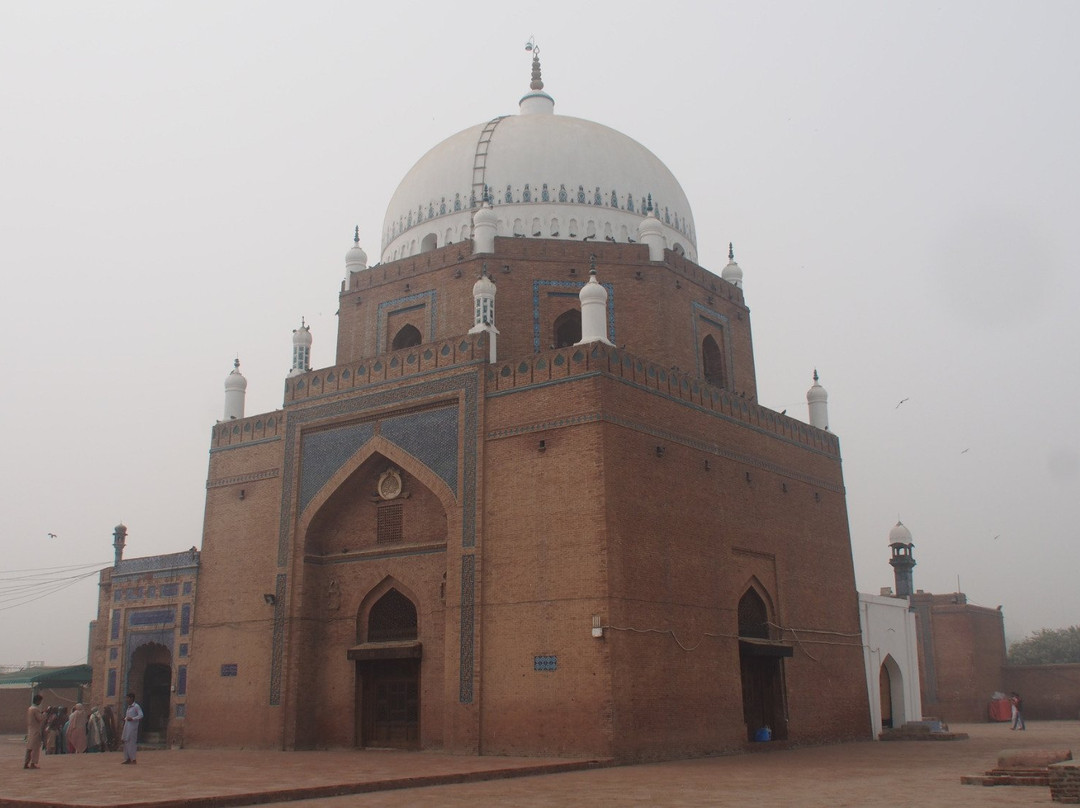 Tomb of Bahaudin Zakaria-Multan必去景点