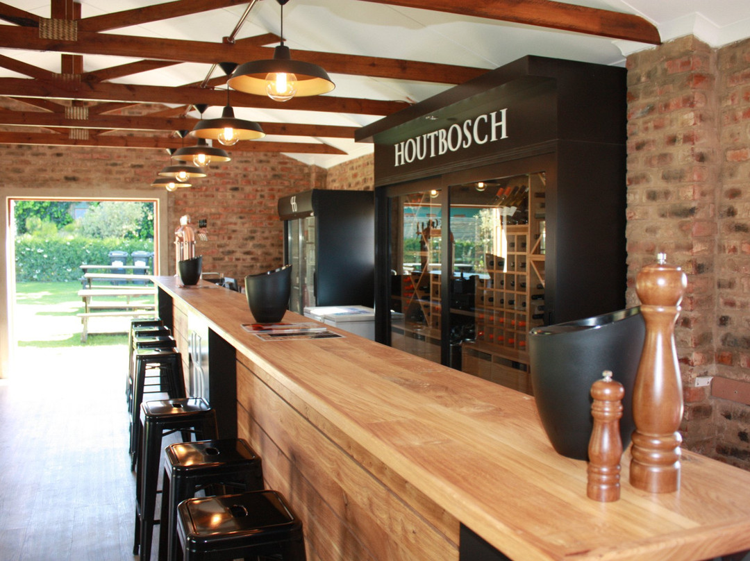Glentana旅游景点-Houtbosch Wines and Craft Beer