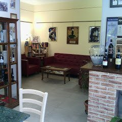 Enoteca Paolini-蒙特斯佩托利必去景点