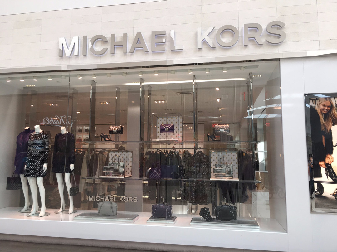 Los Cerritos Center-喜瑞都必去景点