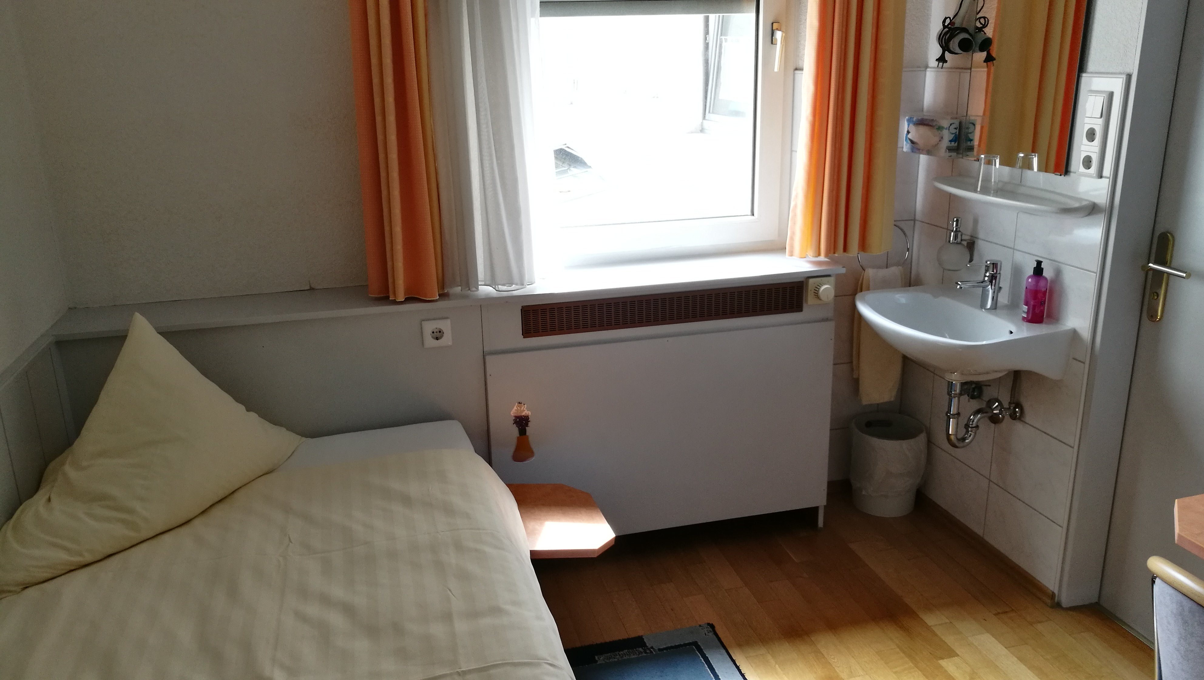 Hotel Ratskeller Bruchsal-官方