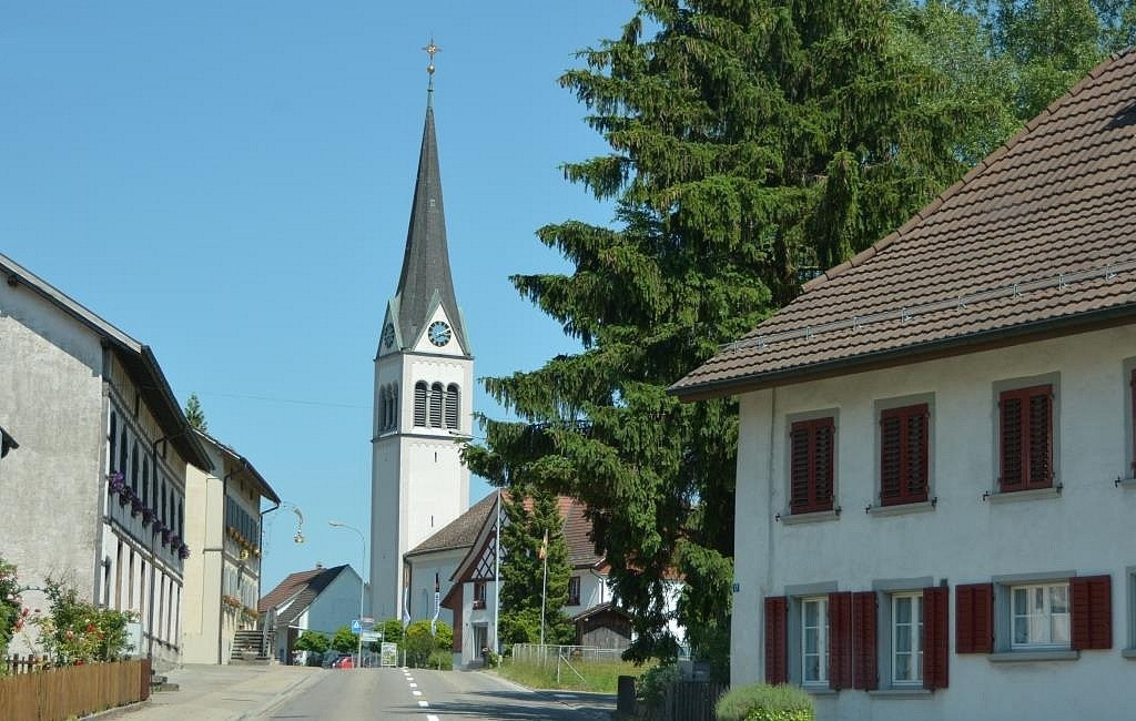 Kirche St. Sebastian-Herdern必去景点