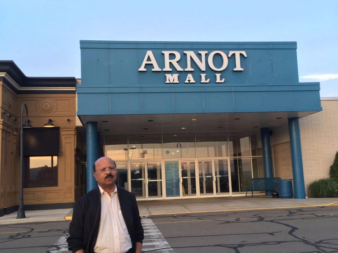 Regal Arnot Mall景点图片
