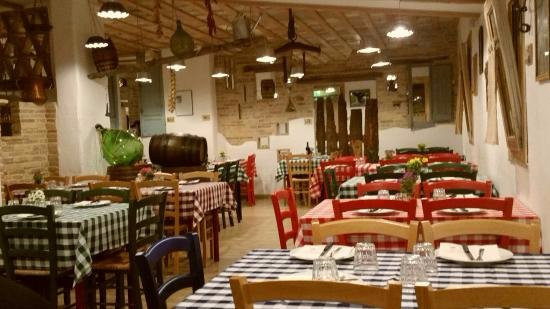 La Cantina