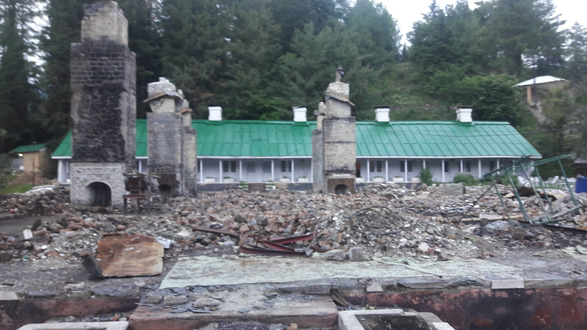 Mukshpuri Hotel-浴室