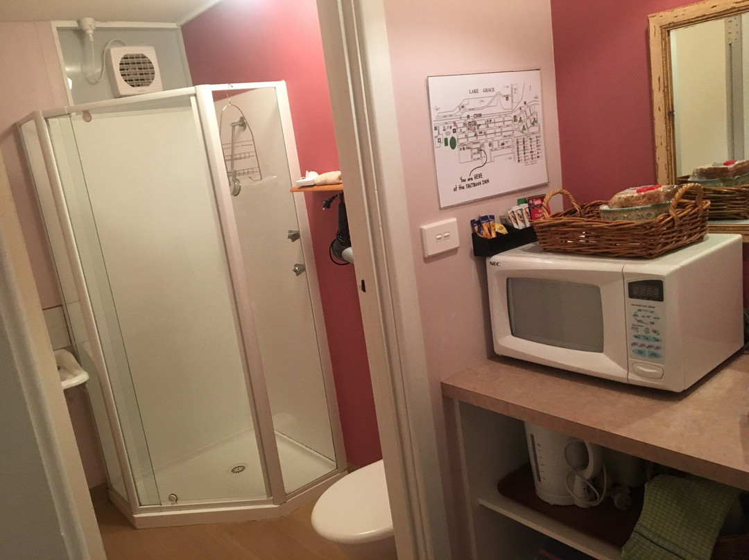 Lake Grace Saltbush Inn主图