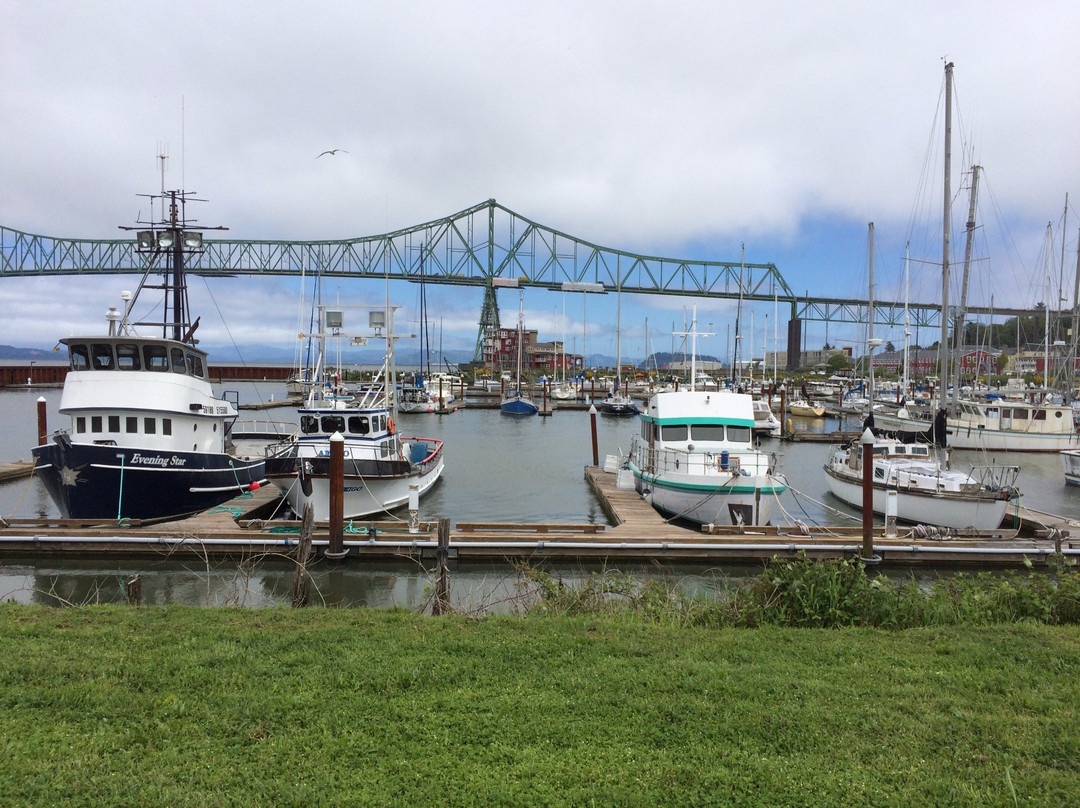 Phog Bounders Antique Mall-阿斯托里亚必去景点