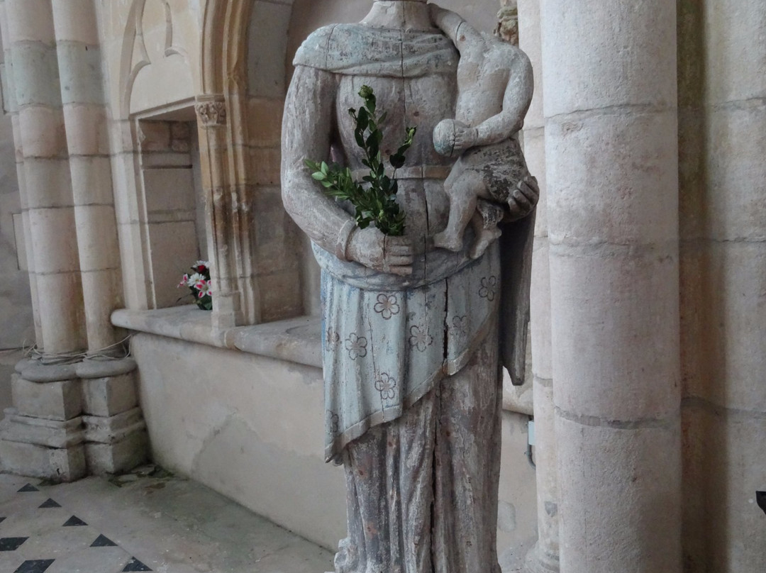 Abbaye Cistercienne de Lachalade-Lachalade必去景点