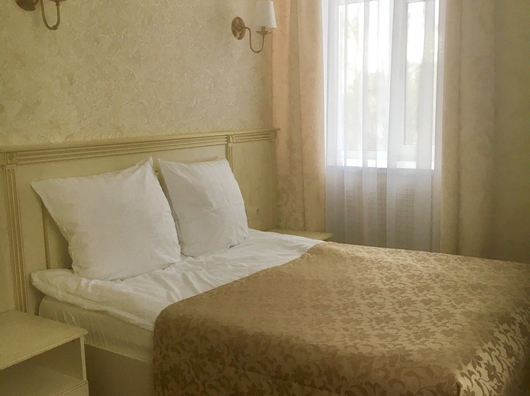 Izvoroten酒店住宿-Golden Plaza