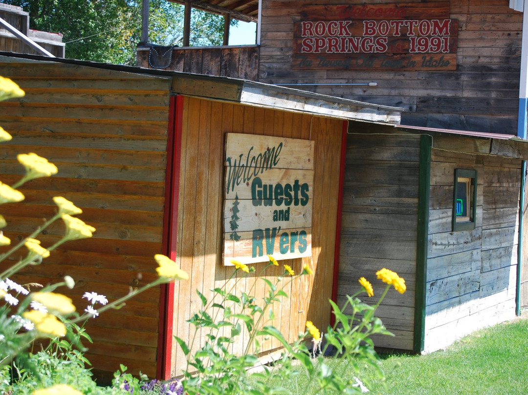 Mountain River Ranch- RV Park & Cabins
