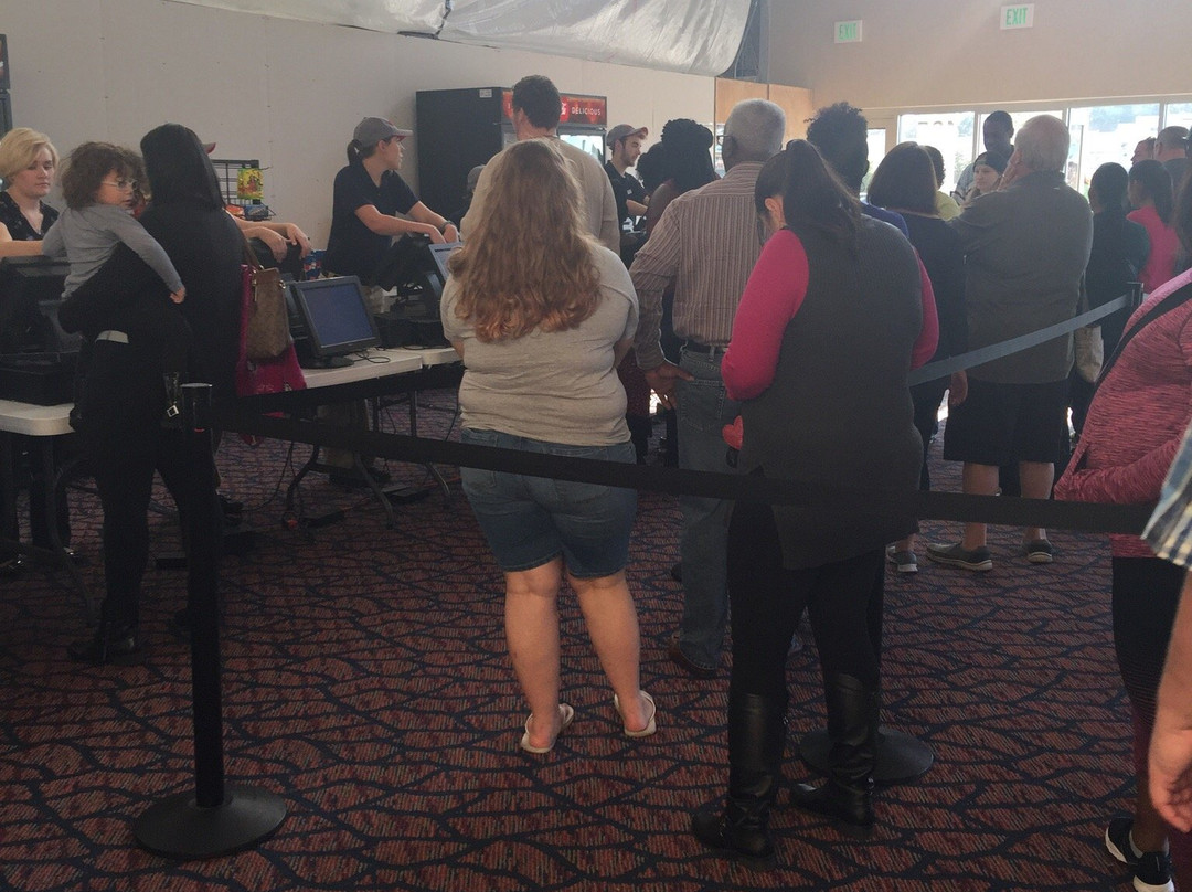 Pooler Cinemas-普勒必去景点