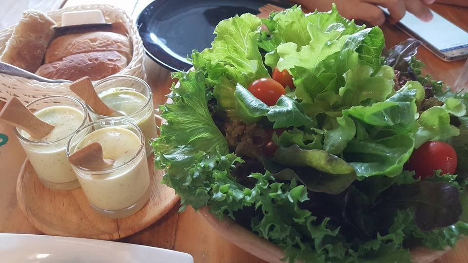 ฟาร์มรักดี สเต็กและฟาร์มผักสลัด