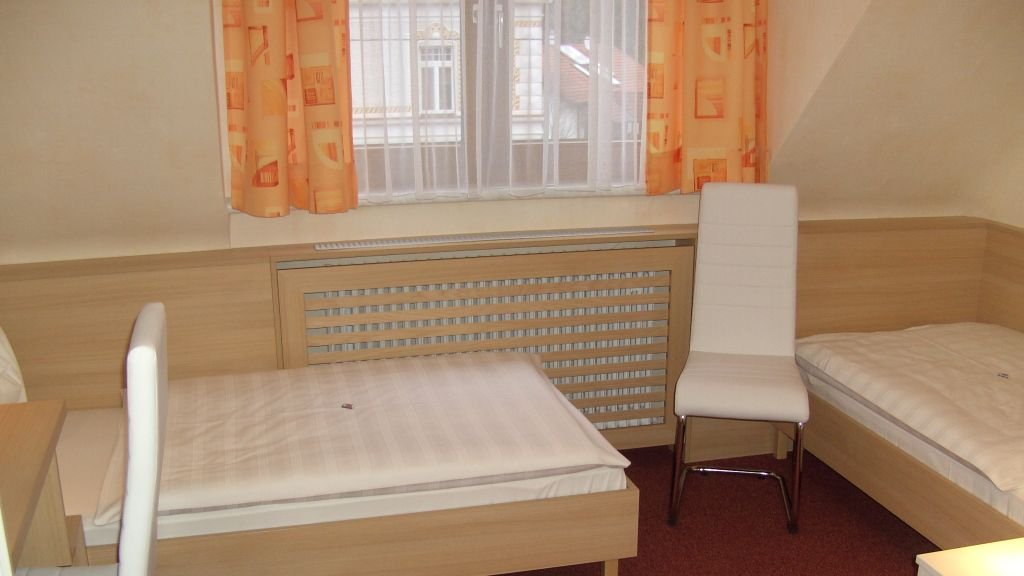 Fruhstuckspension Leopold Janu-官方