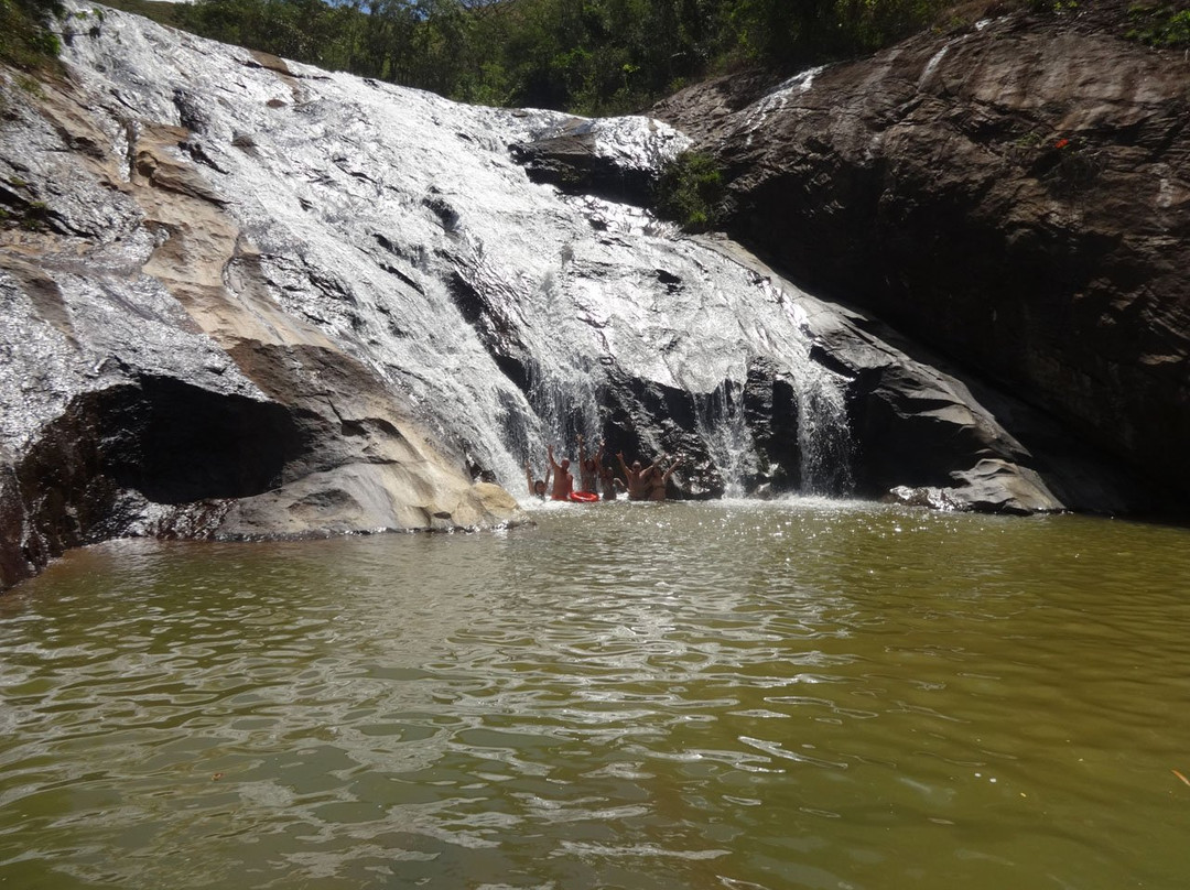 Cachoeira Rio do Meio-Santa Leopoldina必去景点
