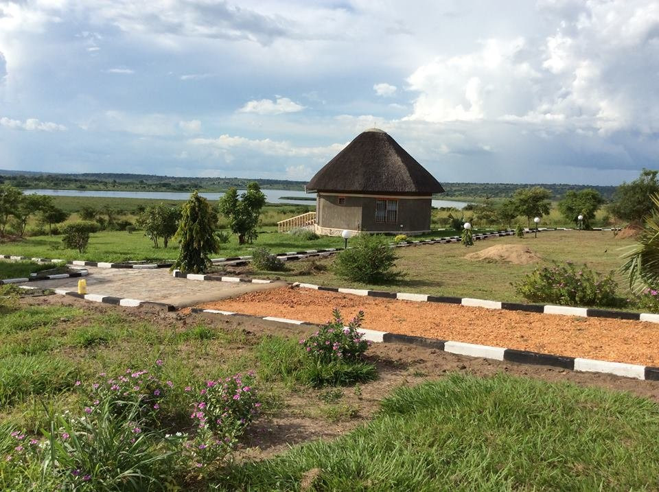 公园旁野生动物园旅馆