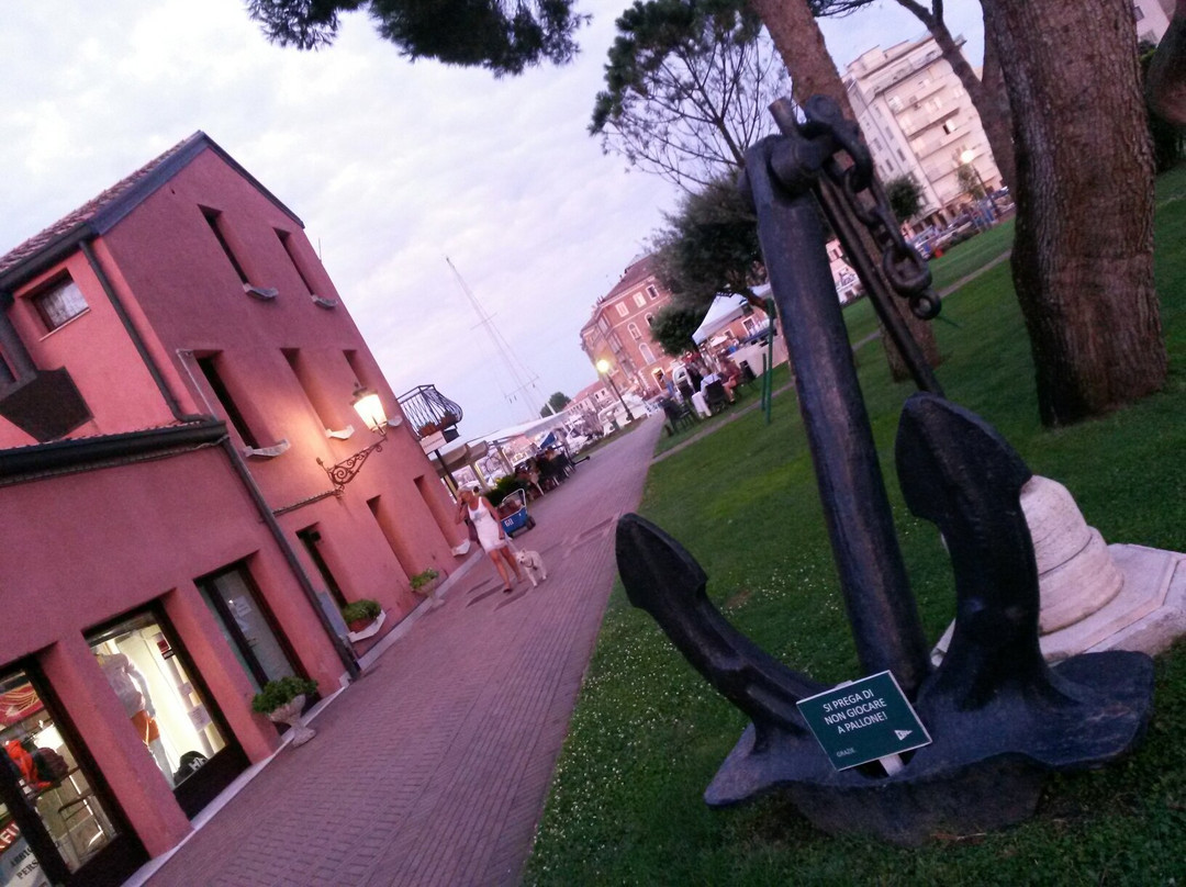 Valli旅游景点-sporting club Darsena le Saline