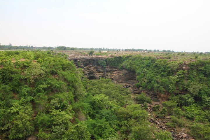 Tanda Falls景点图片