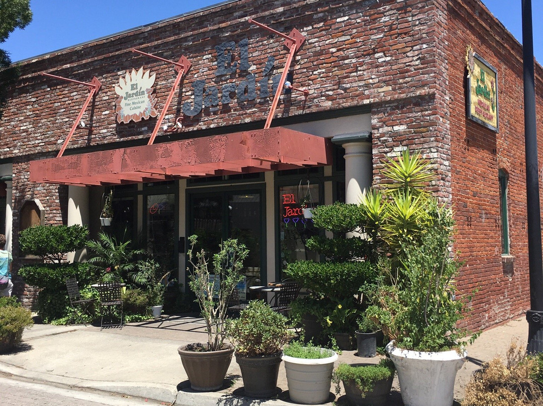 El Jardin Restaurant