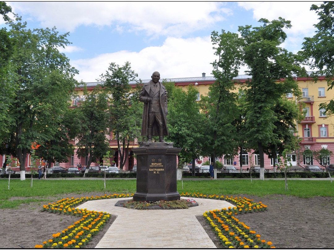 Monument to Ivan Bagramyan景点图片