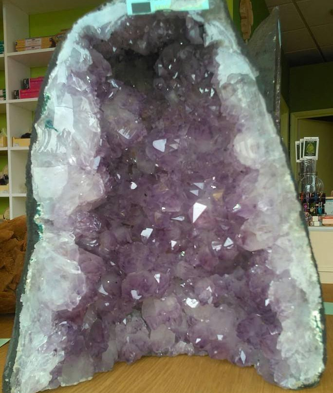 Crystalz and Rainbowz-纽伯里必去景点