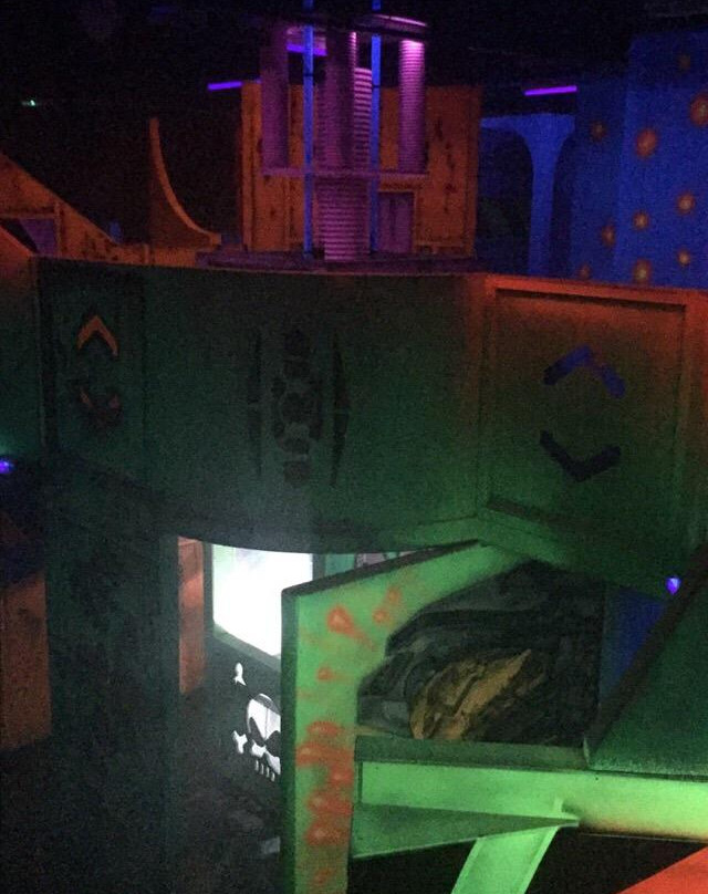 Area 51 Laser Quest-利物浦必去景点