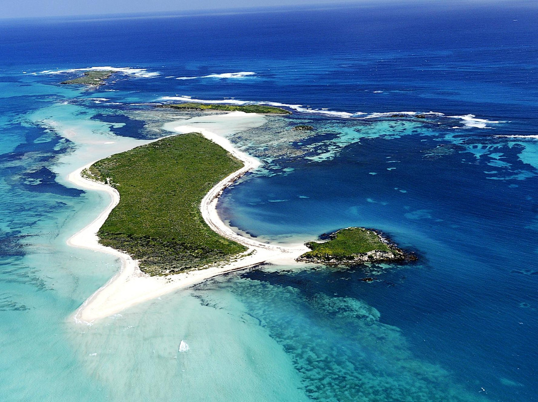 朱里恩湾旅游攻略图片