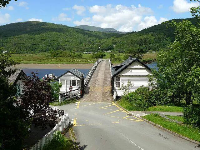 Penmaenpool Toll Bridge景点图片